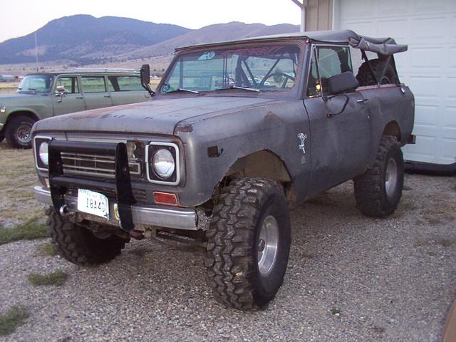 Tigger parked outside - 9/2/2003