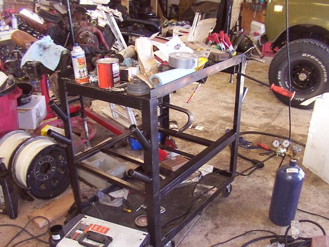 Extra hangles/cord mounts, too.