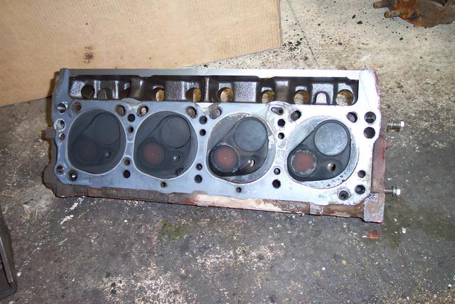 Driver's cylinder head