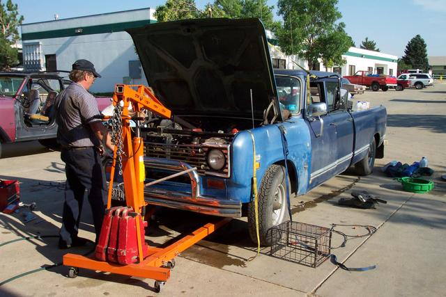 In with the new-used 392, as John Comer supervises