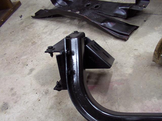 74/75 4x4 pickup front engine mounts and crossmember
